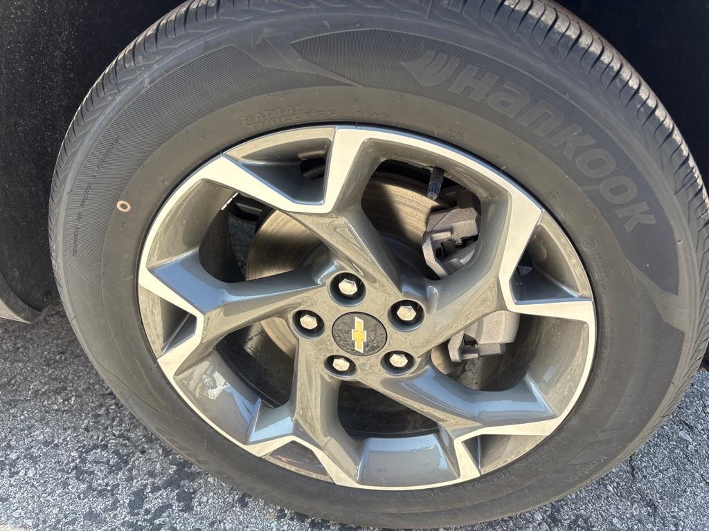 used 2025 Chevrolet Trax car, priced at $18,850
