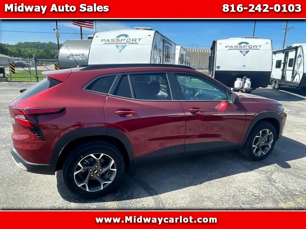 used 2025 Chevrolet Trax car, priced at $20,850