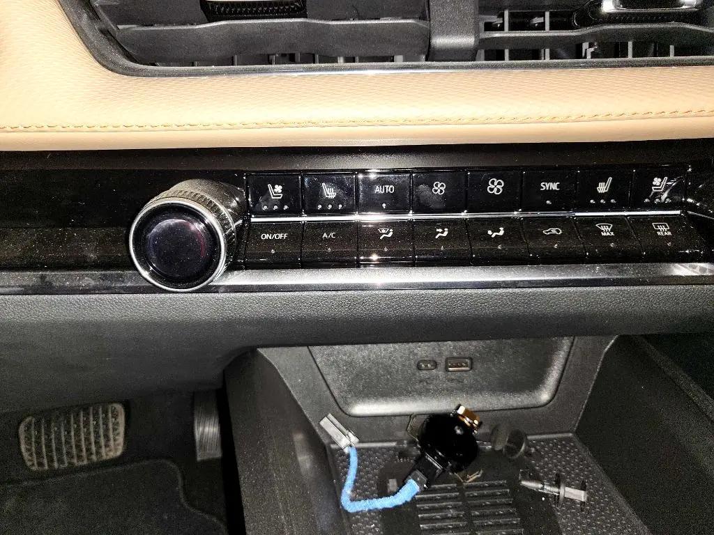 used 2025 Chevrolet Equinox car, priced at $27,850