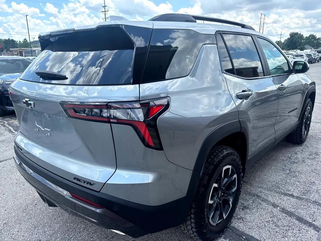 used 2025 Chevrolet Equinox car, priced at $31,850