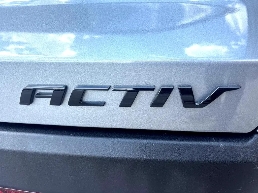 used 2025 Chevrolet Equinox car, priced at $31,850