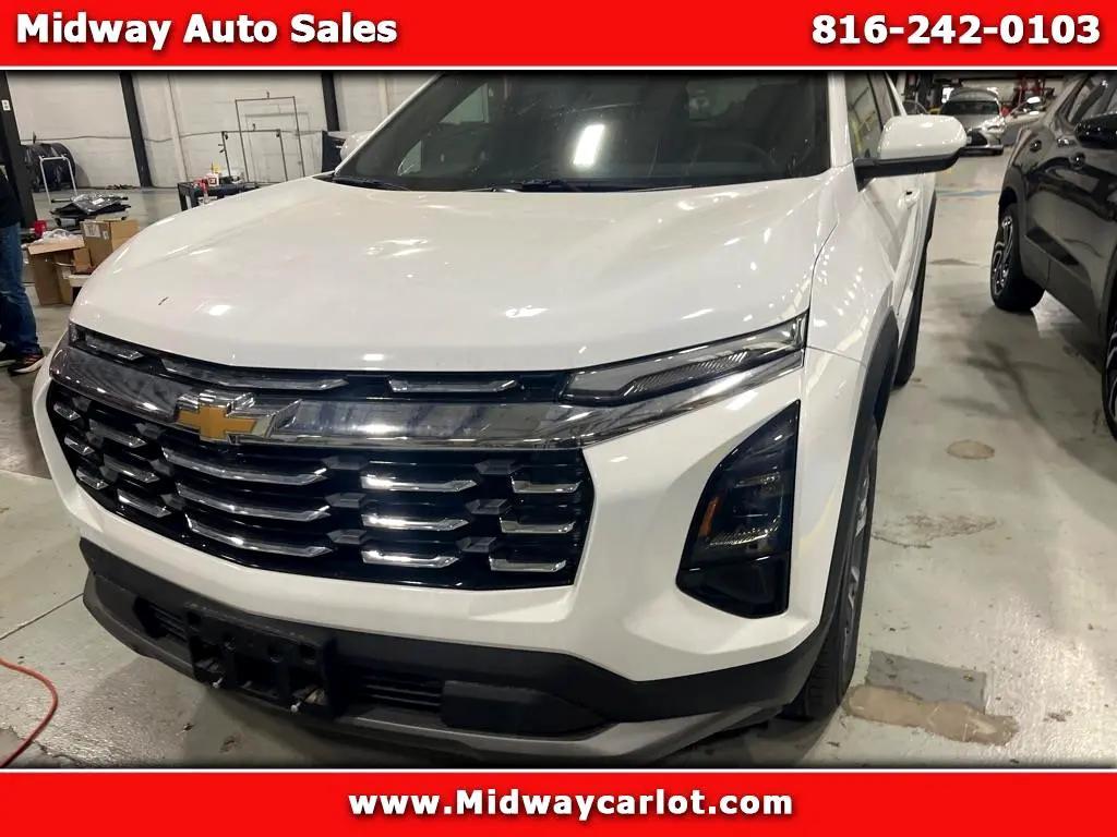 used 2025 Chevrolet Equinox car, priced at $24,450