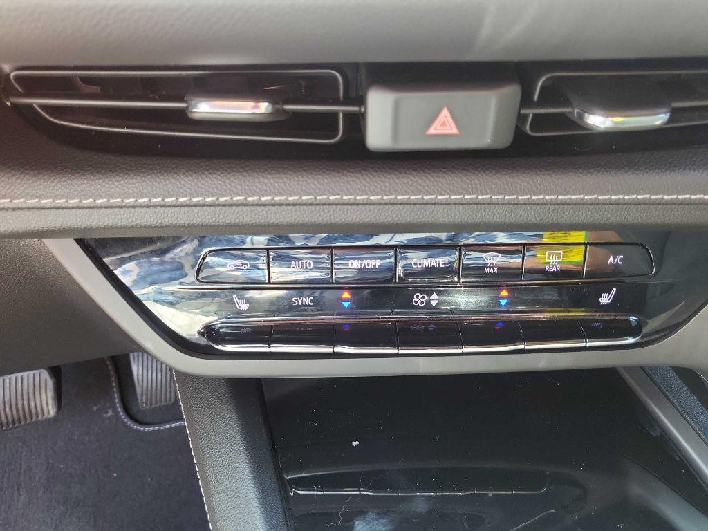 used 2022 Buick Envision car, priced at $17,850