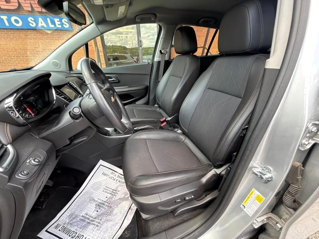 used 2022 Chevrolet Trax car, priced at $12,850