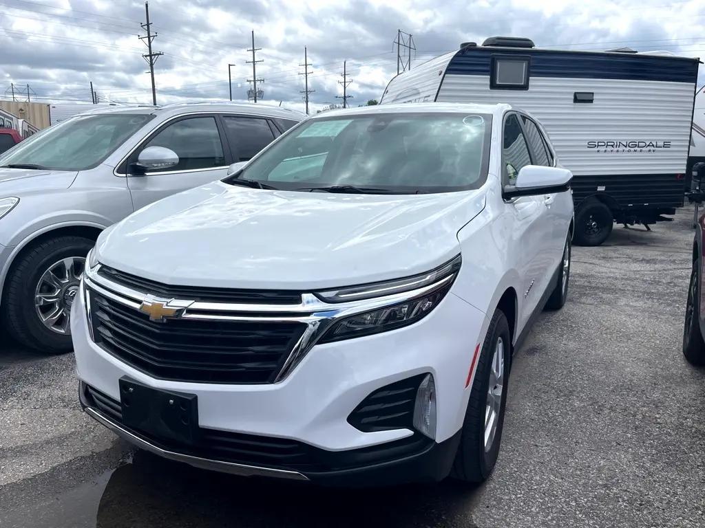 used 2023 Chevrolet Equinox car, priced at $17,350