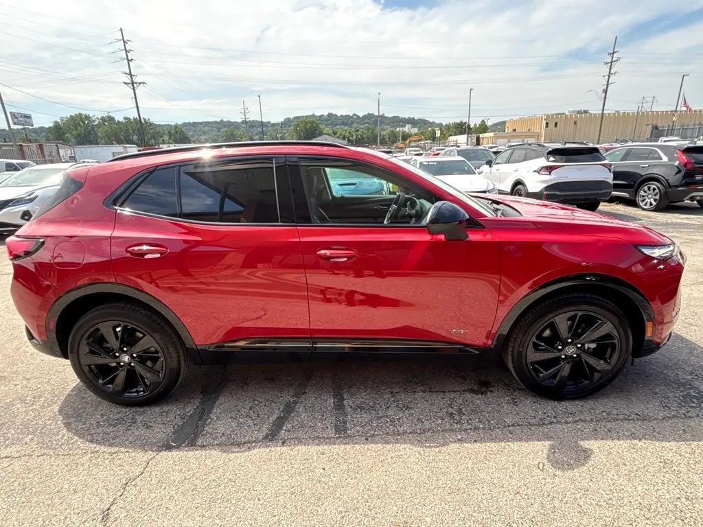 used 2025 Buick Envision car, priced at $35,450