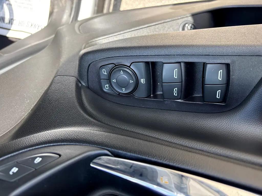 used 2022 Chevrolet Equinox car, priced at $14,750