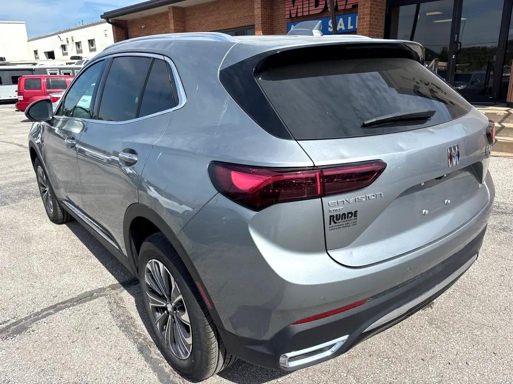 used 2025 Buick Envision car, priced at $31,350
