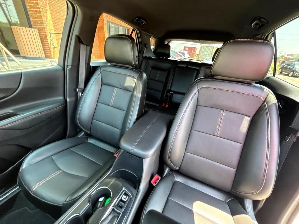 used 2024 Chevrolet Equinox car, priced at $27,650