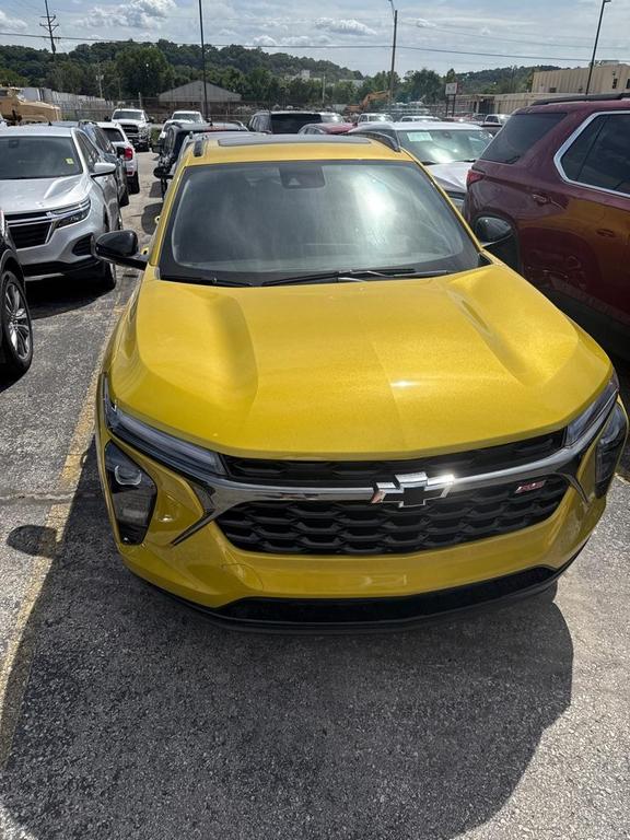 used 2025 Chevrolet Trax car, priced at $24,350