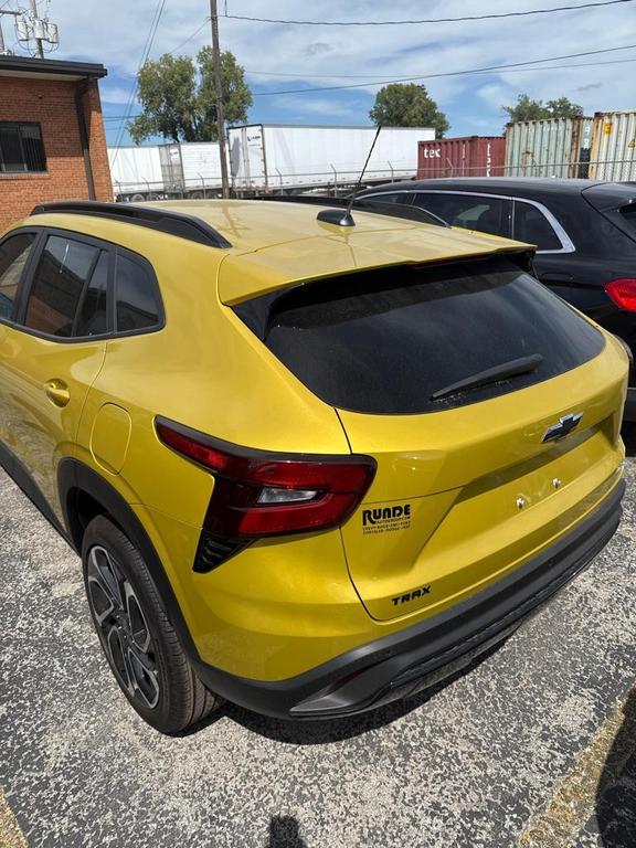 used 2025 Chevrolet Trax car, priced at $24,350