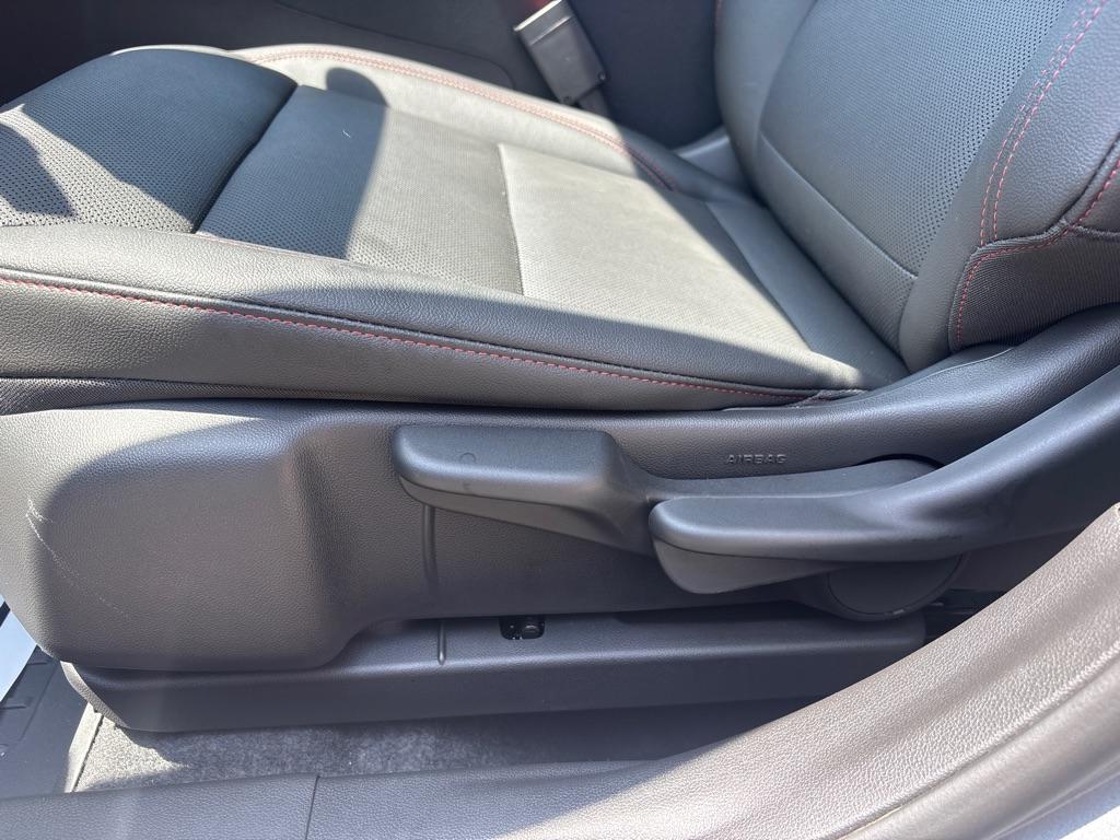 used 2025 Chevrolet Trax car, priced at $18,850