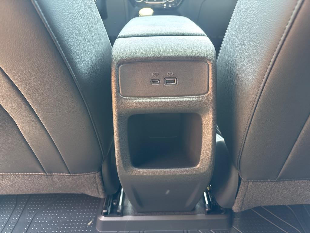 used 2025 Chevrolet Trax car, priced at $18,850