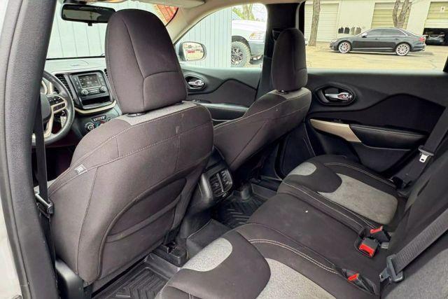 used 2018 Jeep Cherokee car, priced at $13,984