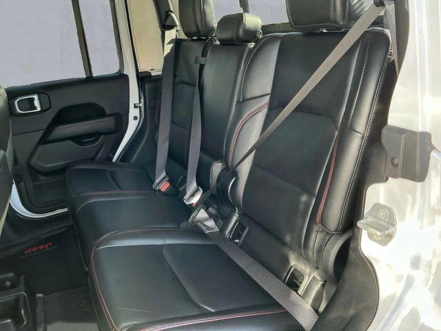 used 2021 Jeep Gladiator car, priced at $34,484