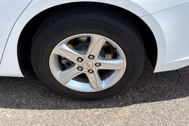 used 2022 Chevrolet Malibu car, priced at $15,984