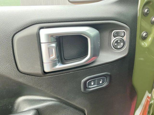 used 2022 Jeep Gladiator car, priced at $29,984