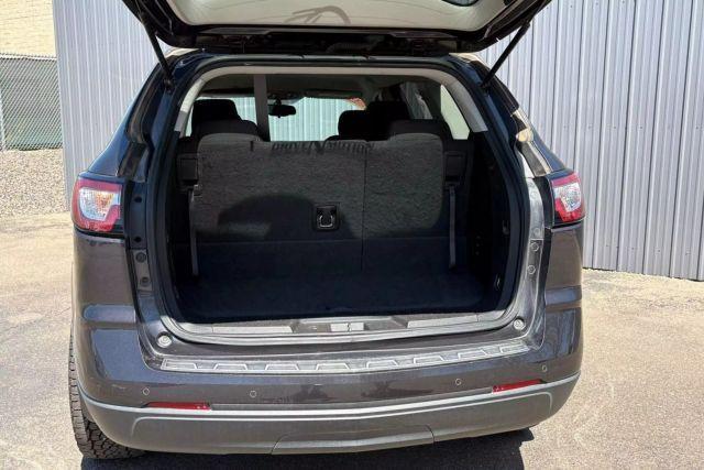 used 2015 Chevrolet Traverse car, priced at $9,984