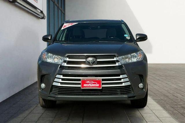 used 2018 Toyota Highlander car, priced at $22,471