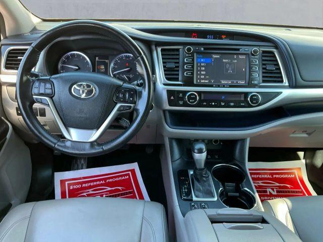 used 2018 Toyota Highlander car, priced at $22,471