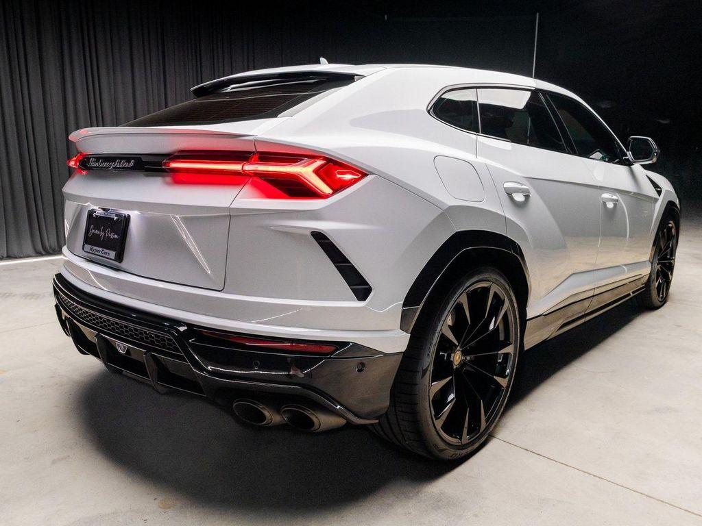used 2021 Lamborghini Urus car, priced at $165,990