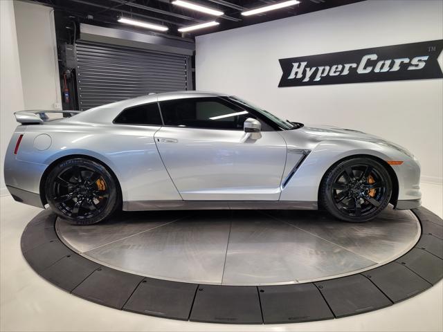 used 2009 Nissan GT-R car, priced at $76,990