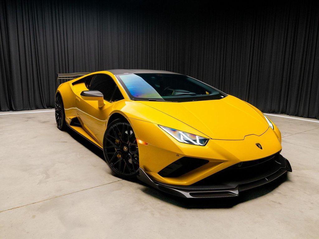 used 2022 Lamborghini Huracan EVO car, priced at $275,990