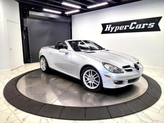 used 2007 Mercedes-Benz SLK-Class car, priced at $12,990