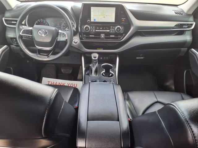 used 2023 Toyota Highlander car, priced at $38,637