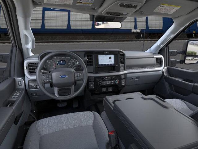 new 2025 Ford F-250 car