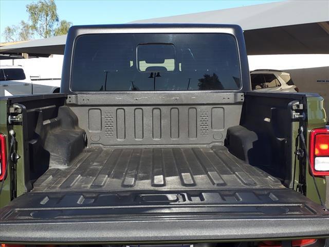 used 2022 Jeep Gladiator car, priced at $35,315