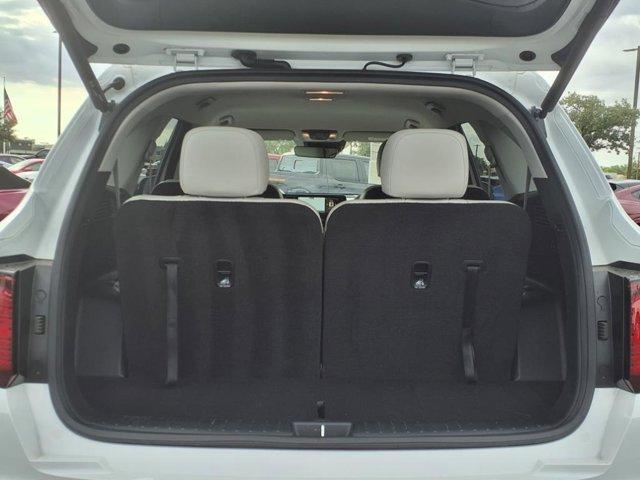 used 2023 Kia Sorento car, priced at $29,217
