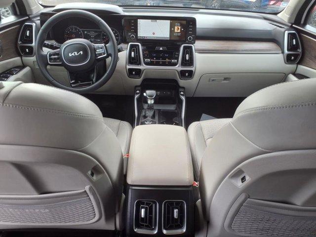 used 2023 Kia Sorento car, priced at $29,217