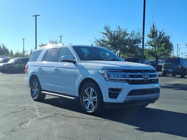 used 2024 Ford Expedition car, priced at $50,697