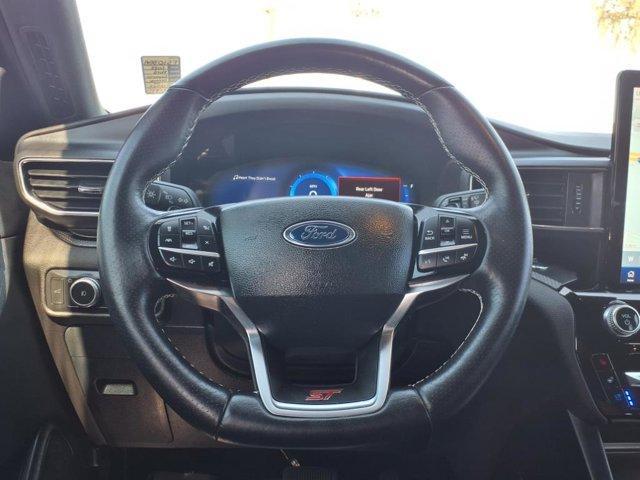 used 2022 Ford Explorer car, priced at $35,317