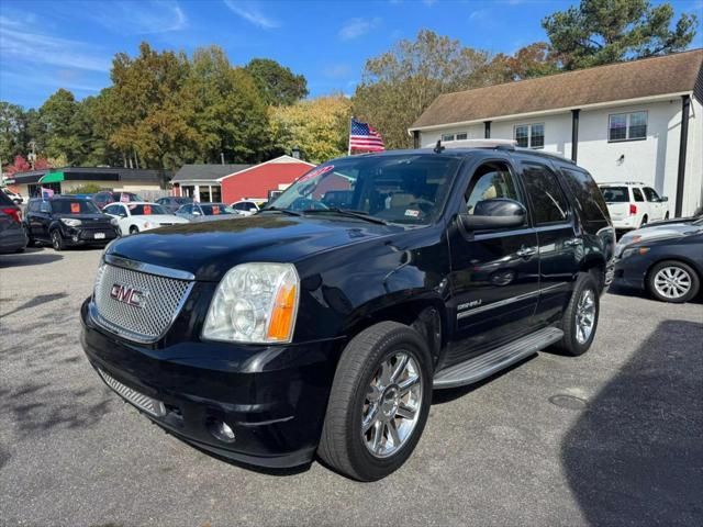 used 2012 GMC Yukon car, priced at $13,500