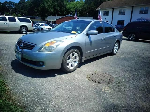 used 2009 Nissan Altima car, priced at $5,999