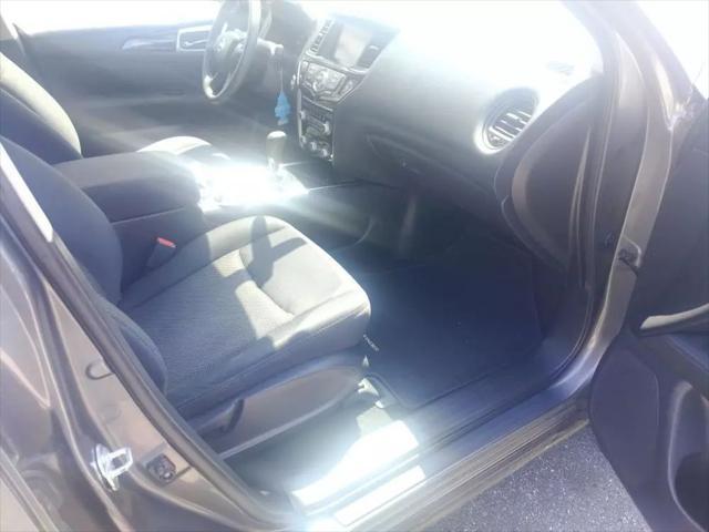 used 2017 Nissan Pathfinder car, priced at $9,999