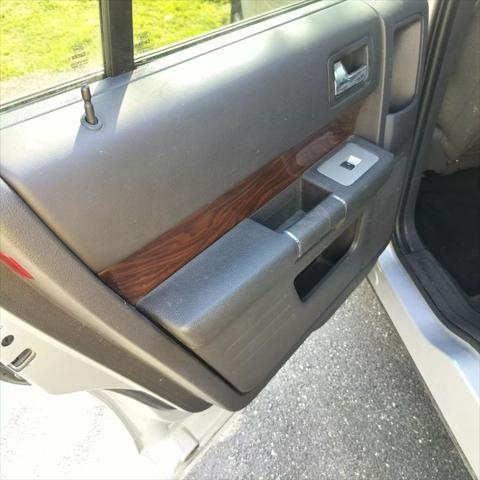 used 2012 Ford Flex car, priced at $7,999