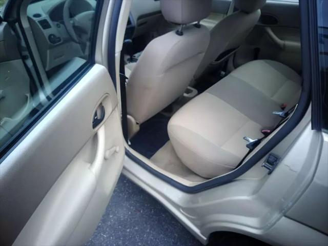 used 2006 Ford Focus car, priced at $5,500
