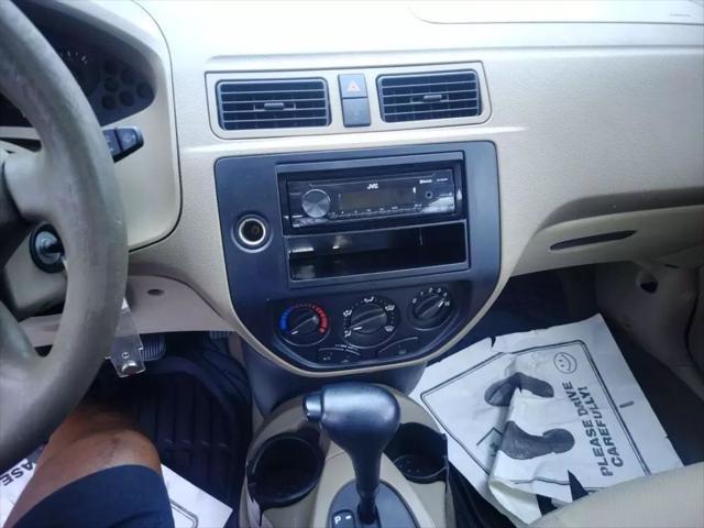 used 2006 Ford Focus car, priced at $5,500