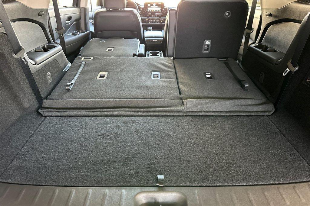 new 2025 Nissan Pathfinder car, priced at $37,121