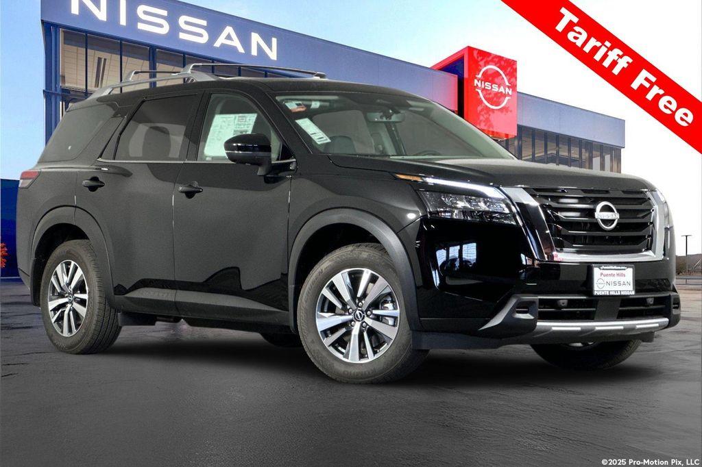 new 2025 Nissan Pathfinder car, priced at $37,121