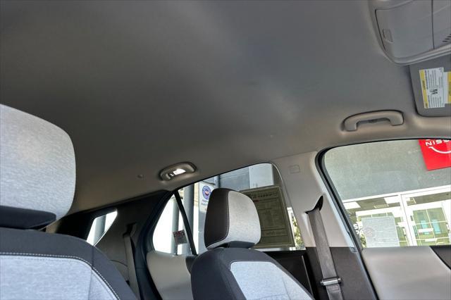 used 2023 Chevrolet Equinox car, priced at $21,304