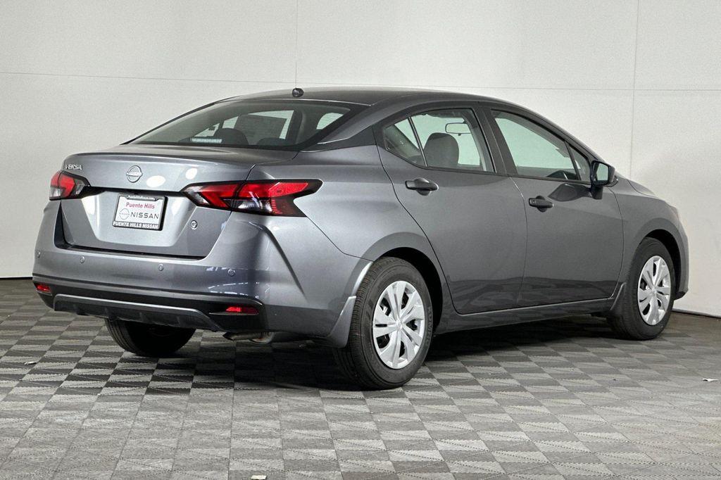 new 2025 Nissan Versa car