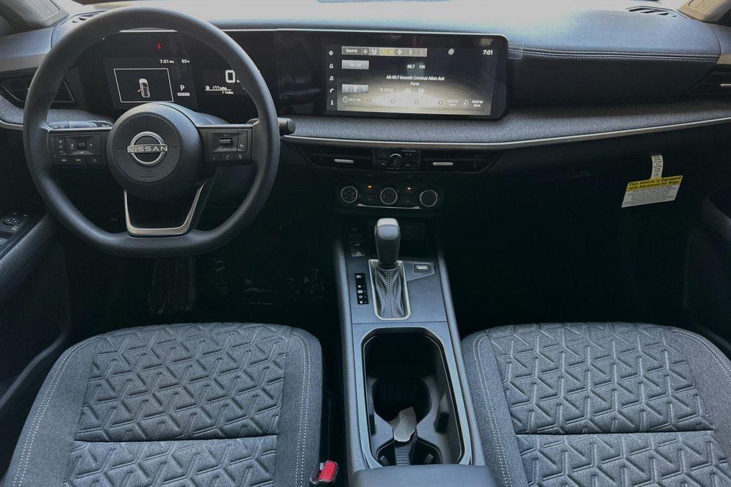 new 2025 Nissan Kicks car, priced at $25,595