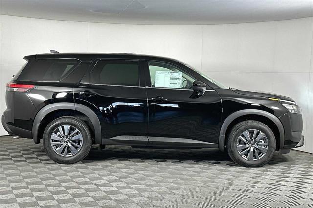 new 2024 Nissan Pathfinder car, priced at $34,812