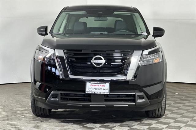 new 2025 Nissan Pathfinder car, priced at $35,300