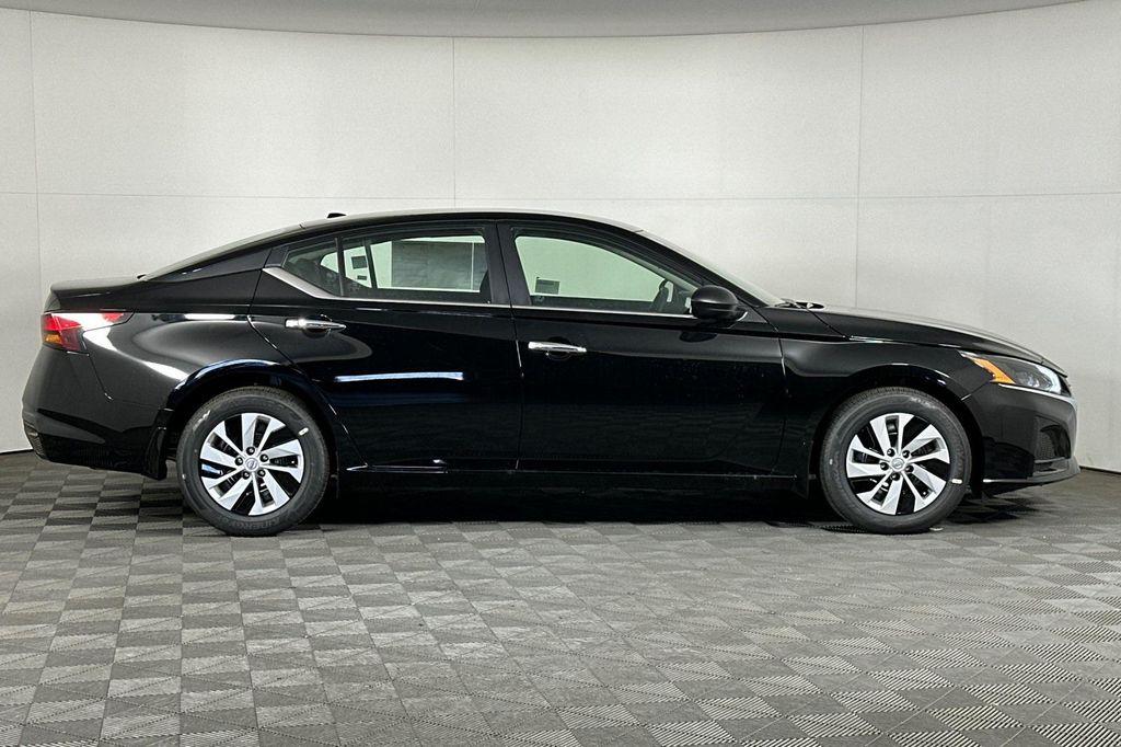 new 2025 Nissan Altima car, priced at $25,678