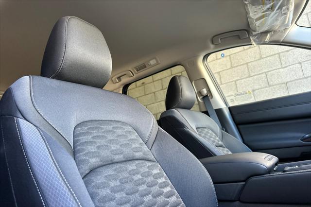 new 2025 Nissan Pathfinder car, priced at $35,300